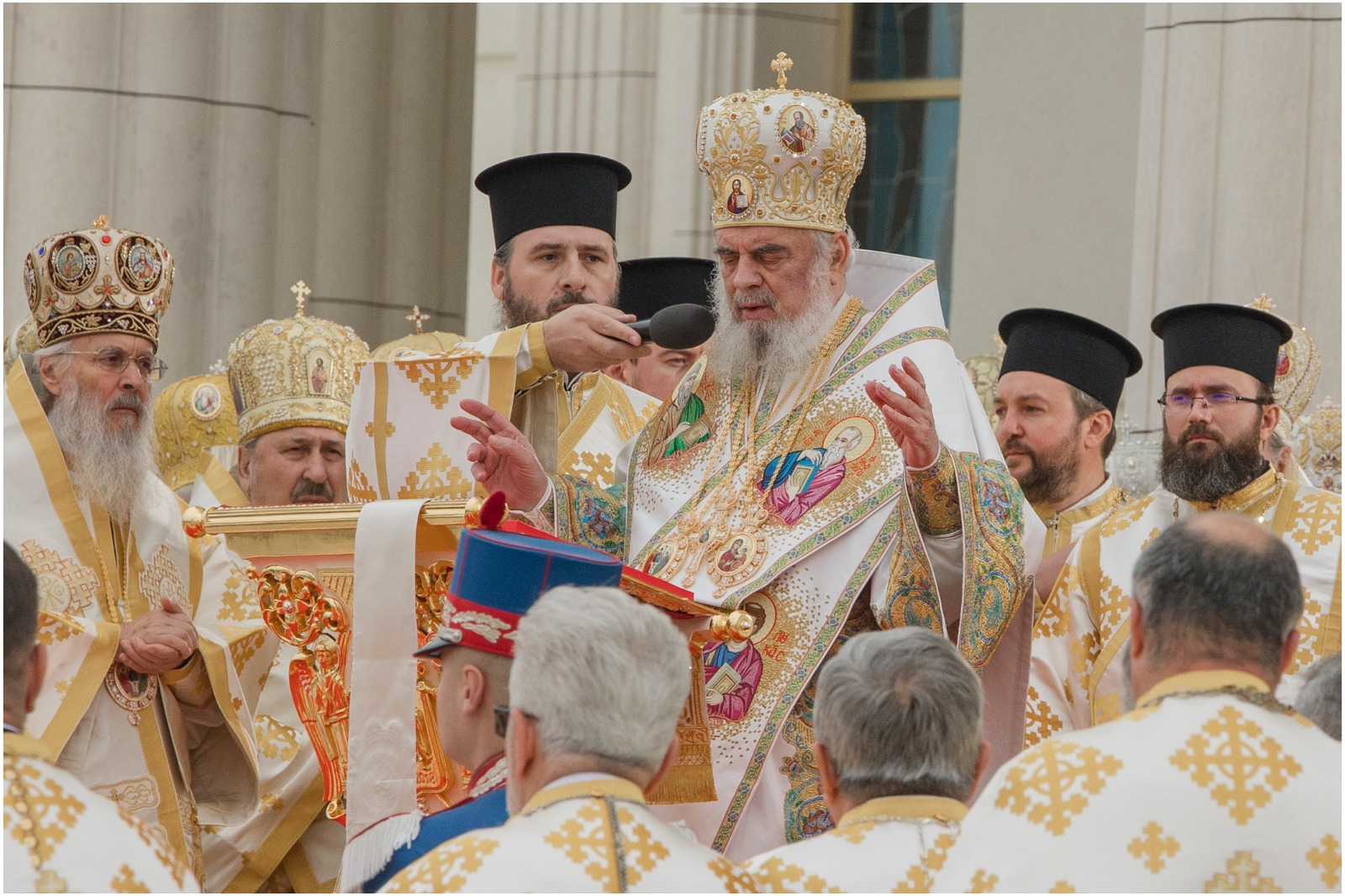 The Sounds of a Mass