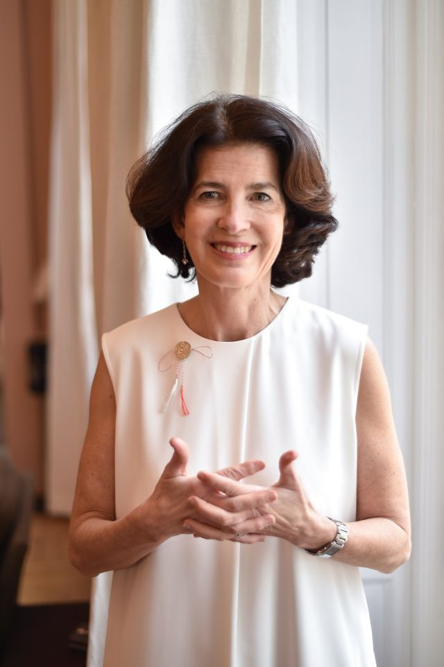 Entretien avec SE Laurence Auer, Ambassadrice de France en Roumanie